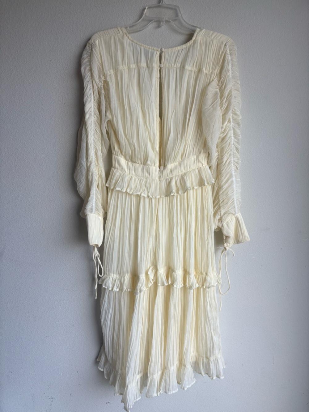 ASOS DESIGN Ruched layered midi dress in cream size 4 - Picture 5 of 6
